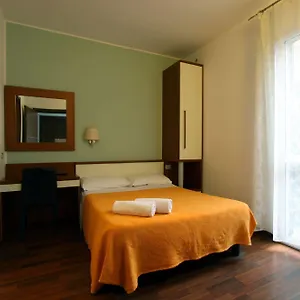 Lux Durante Milánó