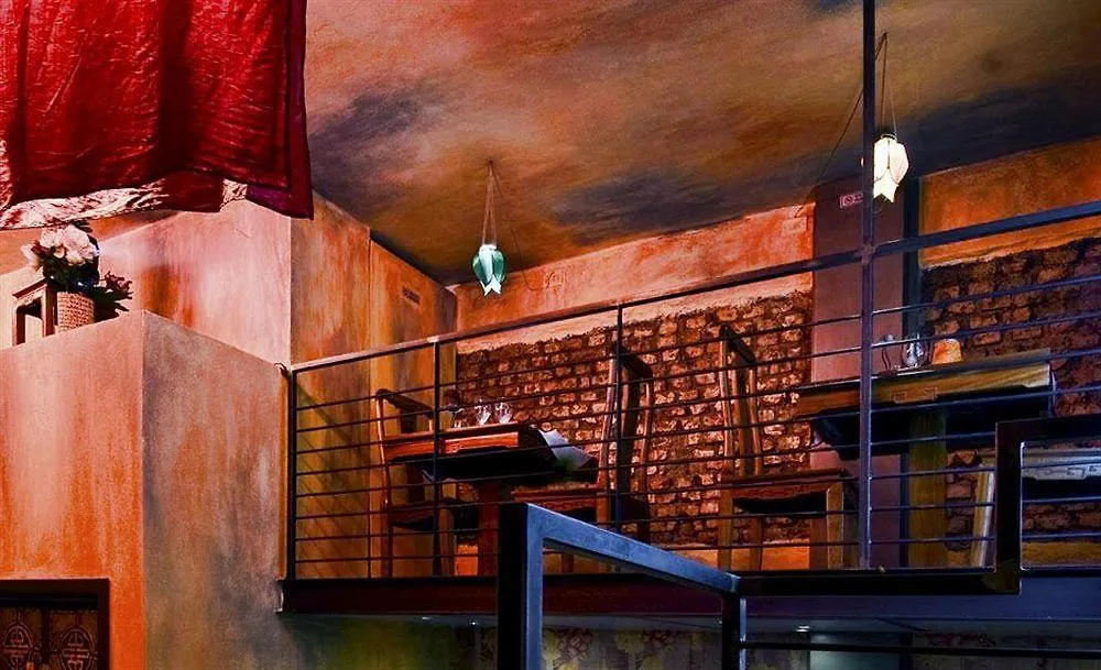 ميلان Vietnamonamour Bed & Breakfast 2*,  إيطاليا
